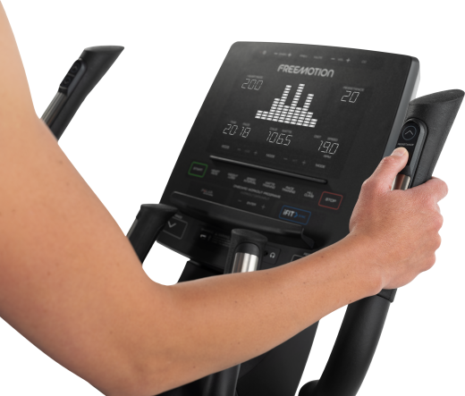 FMEL84422 Studio Nikali Thomas Lauren Cooper54878